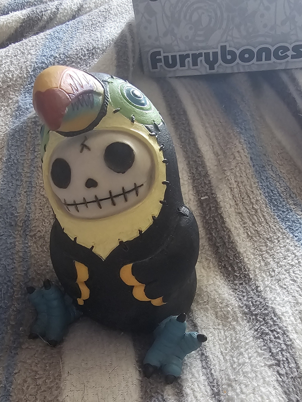 FurryBones Black & Yellow Skull Figurine